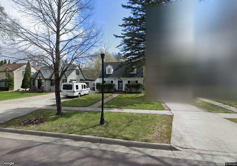 1518 7th St S, Fargo, ND 58103 - photo 1