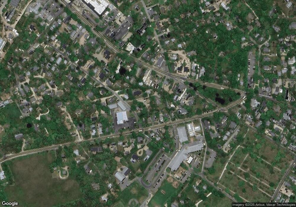 14 Pine Tree Ln, Edgartown, MA 02539 - photo 1