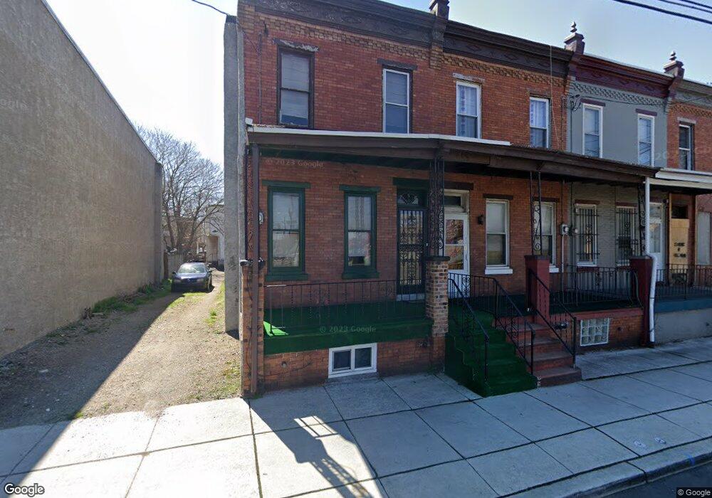 954 Pine St, Camden, NJ 08103 - photo 1