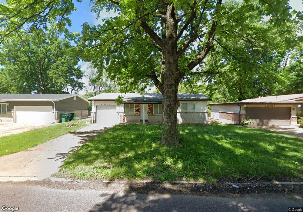 10705 Hallwood Dr, Saint Louis, MO 63136 - photo 1