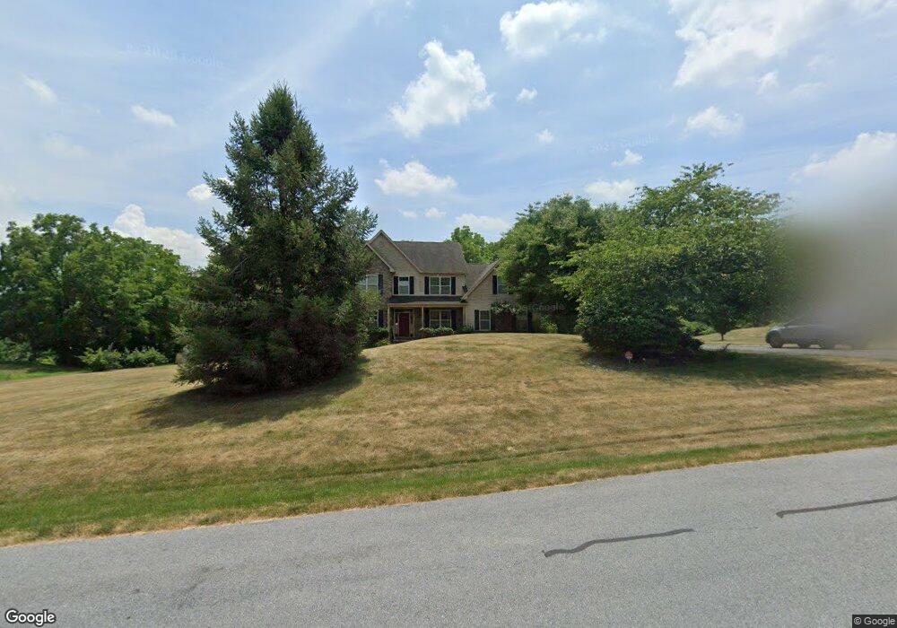 1270 Hannah Ln, Coplay, PA 18037 - photo 1