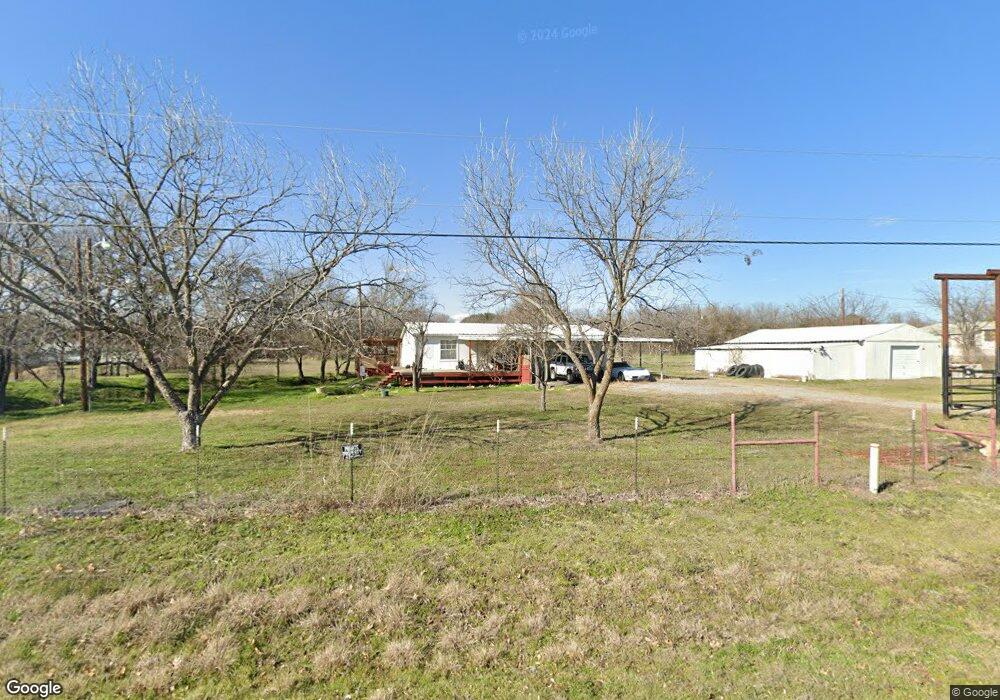 846 Lois Cir, Granbury, TX 76049 - photo 1