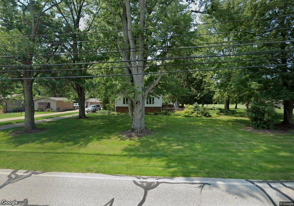 7180 Fitch Rd, Olmsted Falls, OH 44138 - photo 1