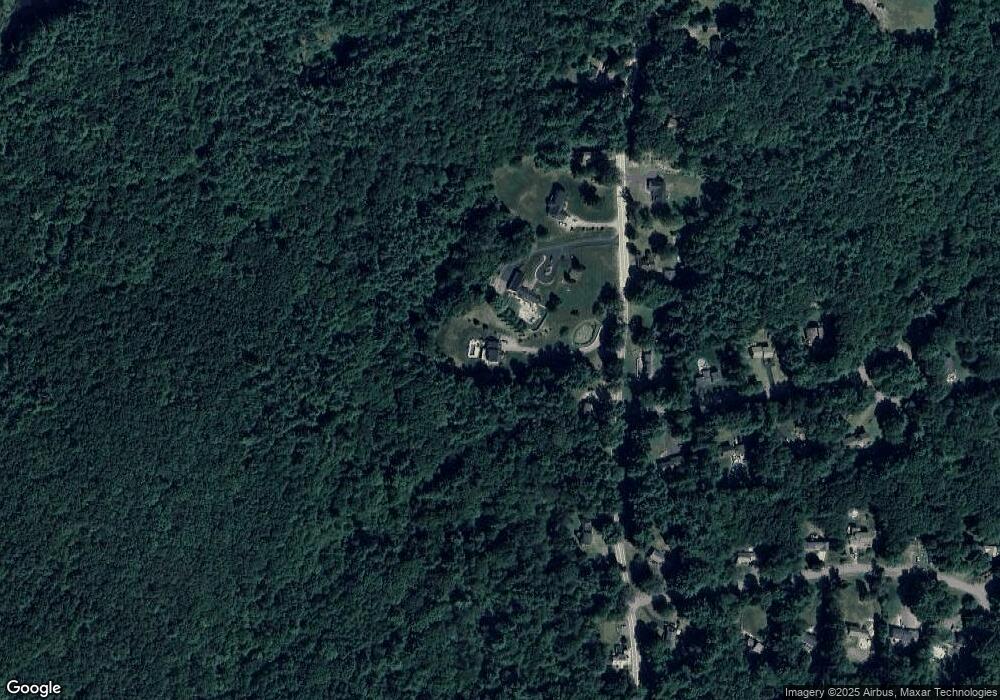 19 Naticook Rd, MerriMacK, NH 03054 - photo 1