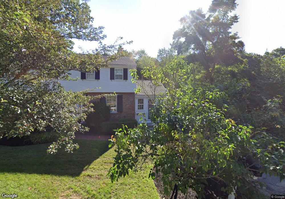 5 Pioneer Rd, Hingham, MA 02043 - photo 1