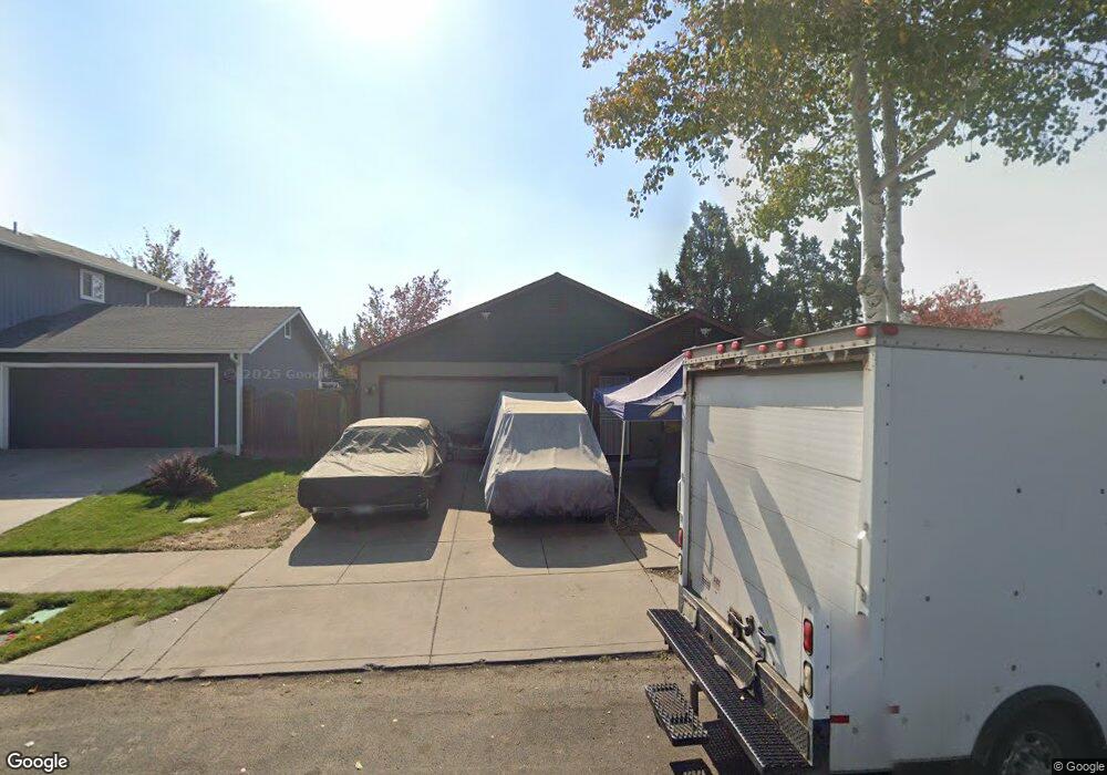 21363 Kristin Ct, Bend, OR 97701 - photo 1