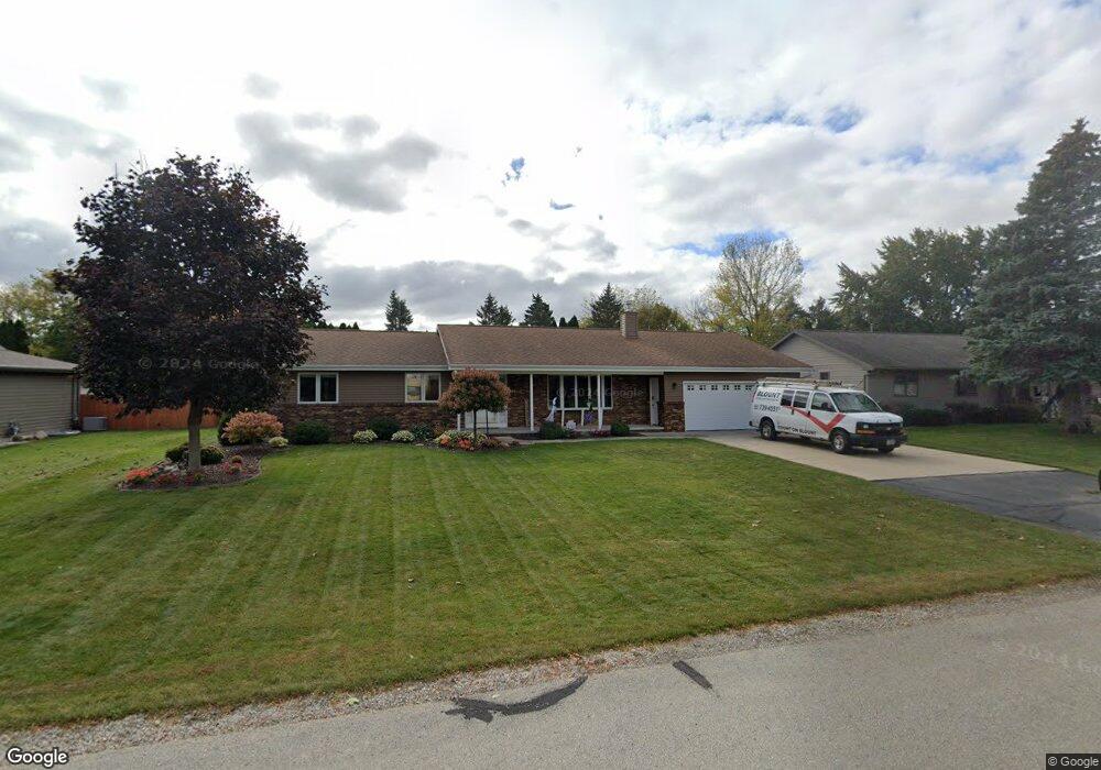 3021 W Parkridge Ave, Appleton, WI 54914 - photo 1