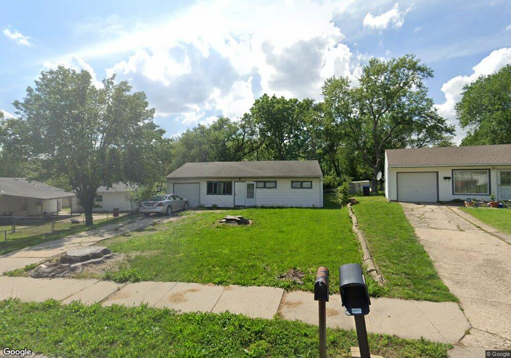 504 SE Colfax Place, Topeka, KS 66605 - photo 1