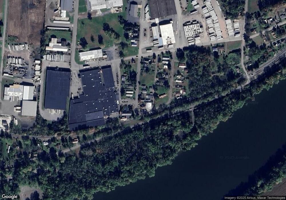 436 S Mercer St, Berwick, PA 18603 - photo 1