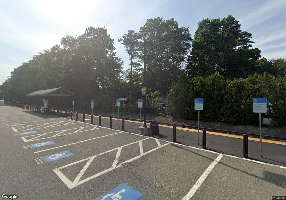 10-1 Friend unit 1, Wenham, MA 01984 - photo 1