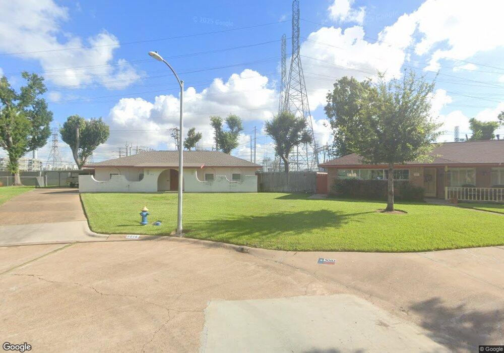 3014 Moonstone Cir, Houston, TX 77018 - photo 1