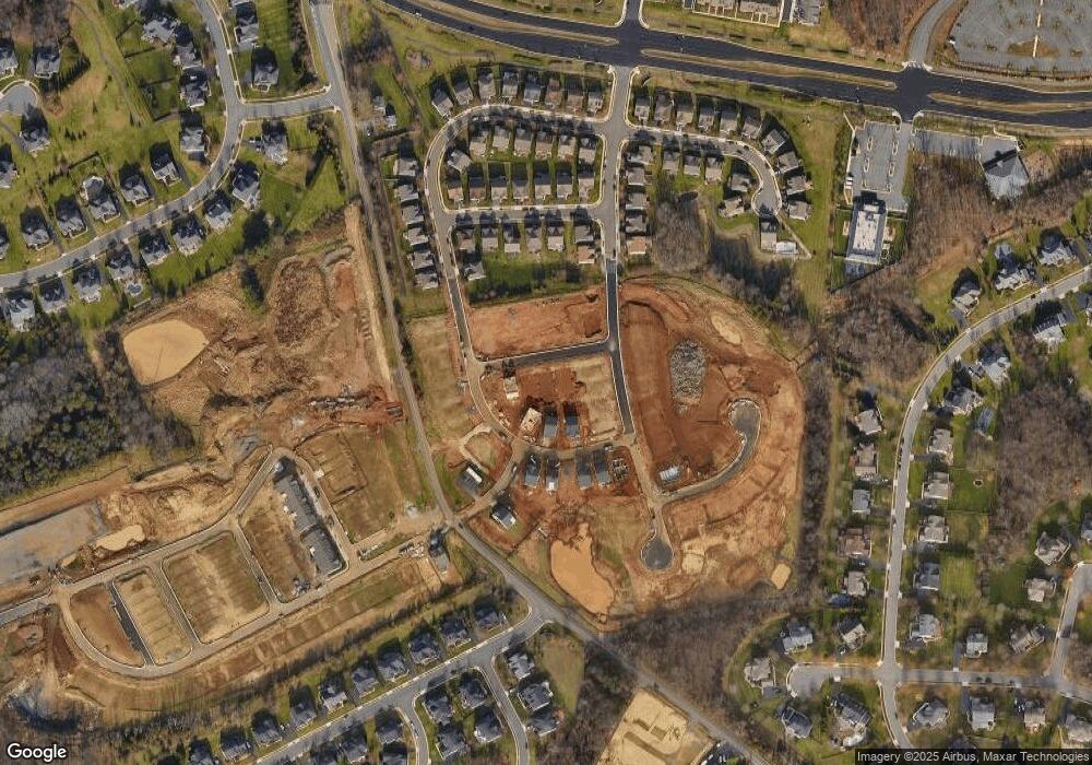 43549 Eileens Choice Way, Chantilly, VA 20152 - photo 1