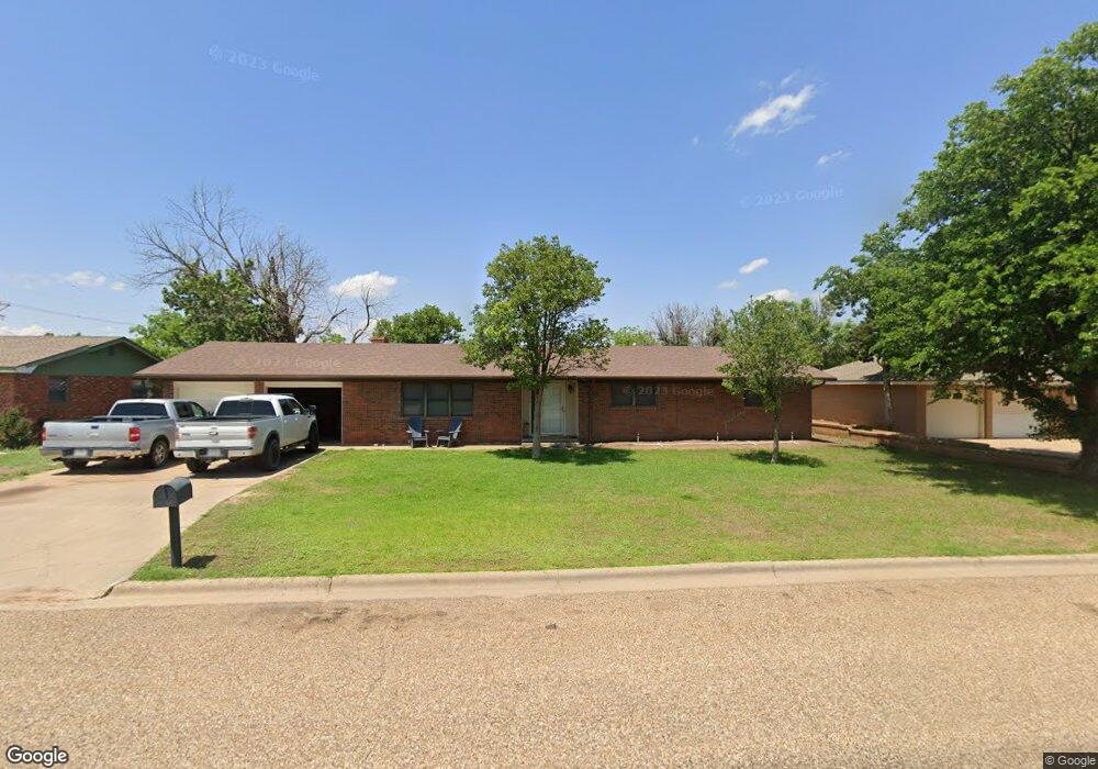 3008 W 19th St, Plainview, TX 79072 - photo 1