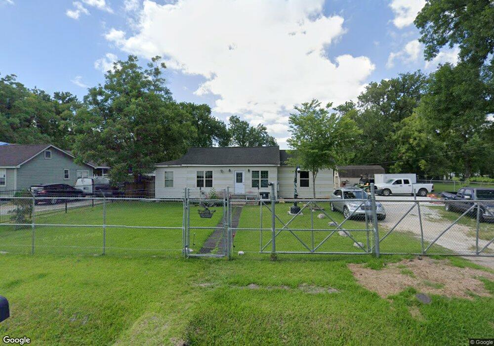 2626 Pine Tree Dr, Houston, TX 77093 - photo 1