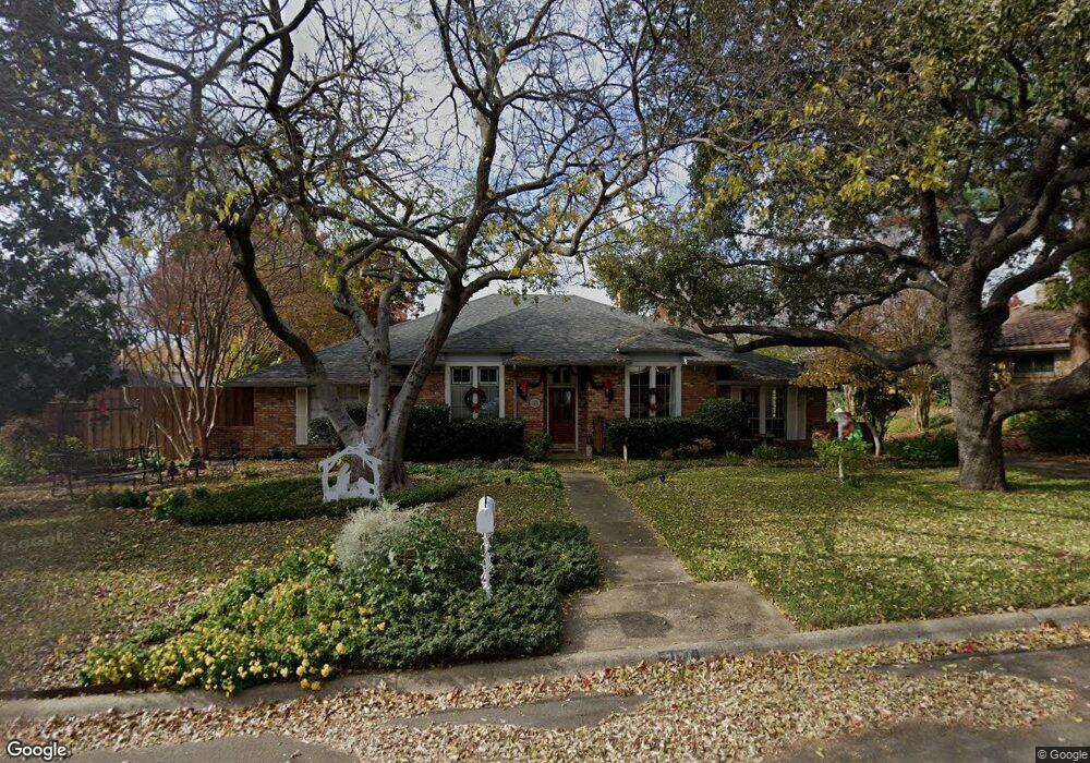 2124 Pembrooke Place, Denton, TX 76205 - photo 1