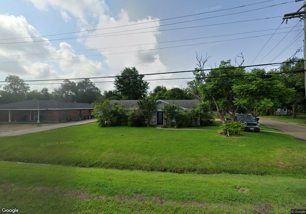 763 University Dr, Lake Charles, LA 70605 - photo 1