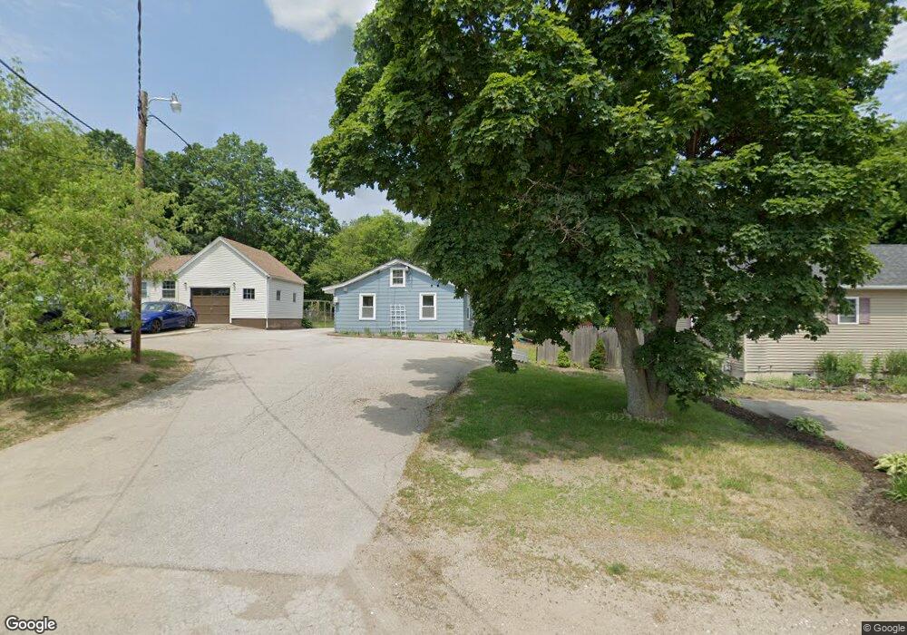 108 Oak St unit 2, Rollinsford, NH 03869 - photo 1