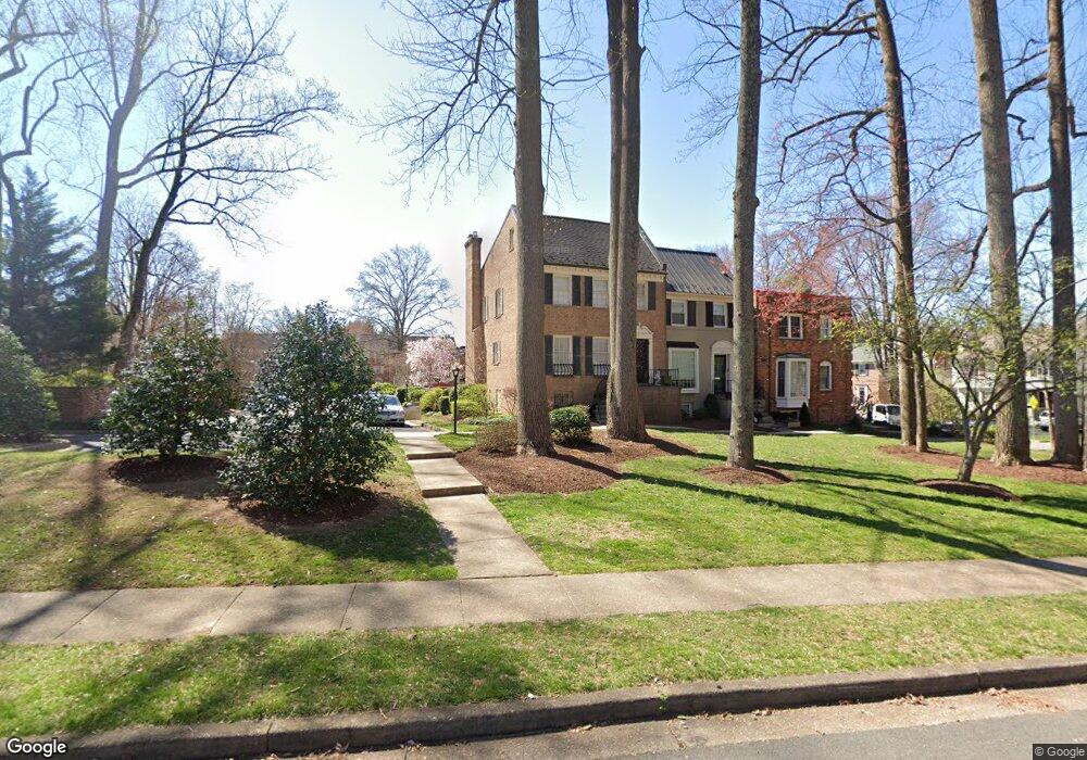 6801 Baron Rd, McLean, VA 22101 - photo 1