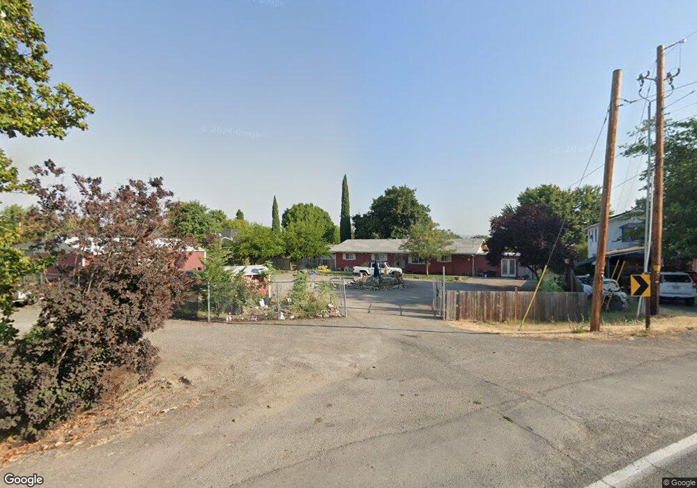 3545 Hanley Rd unit 1, Central Point, OR 97502 - photo 1