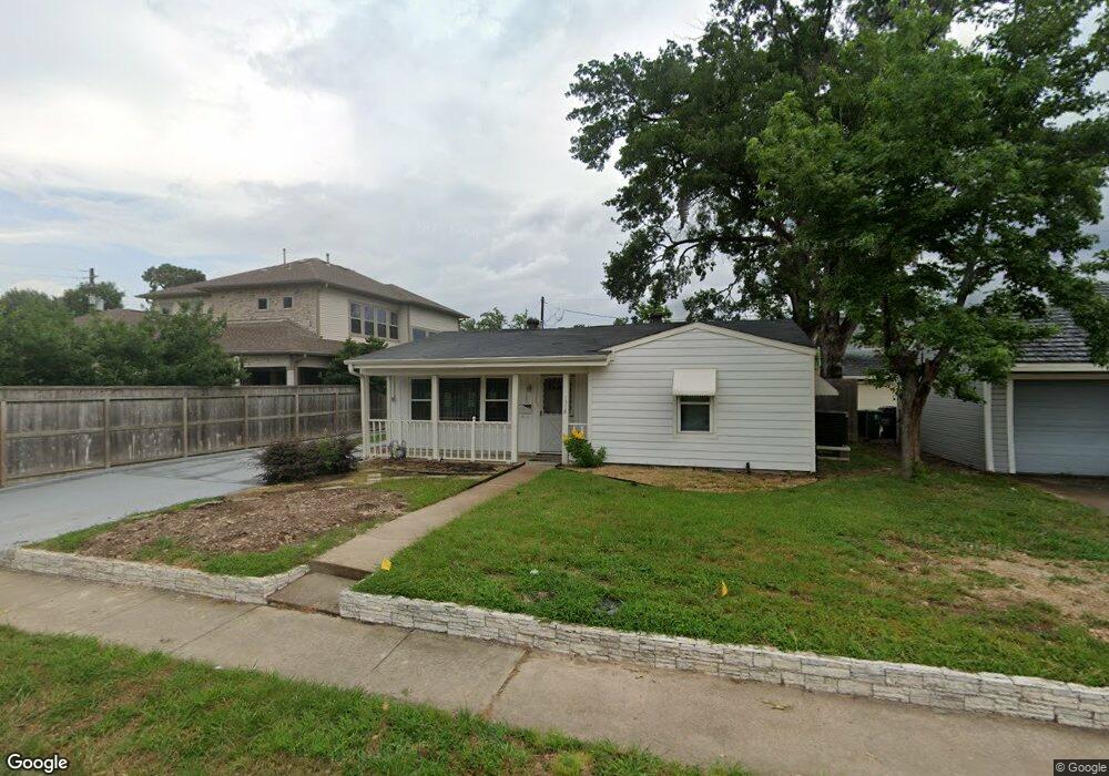 1518 W 43rd St, Houston, TX 77018 - photo 1