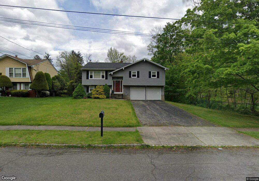 23 Ellen Ln, Wayne, NJ 07470 - photo 1