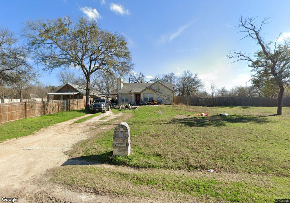 104 Wildwood Ct, Granbury, TX 76049 - photo 1