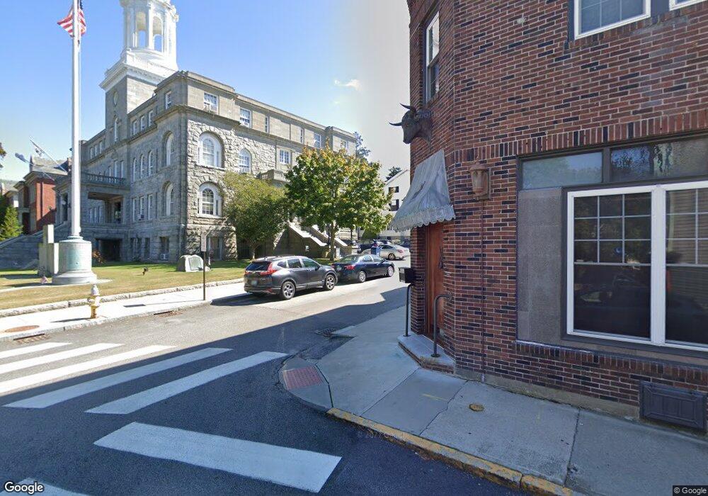 2 Spring St, Newport, RI 02840 - photo 1