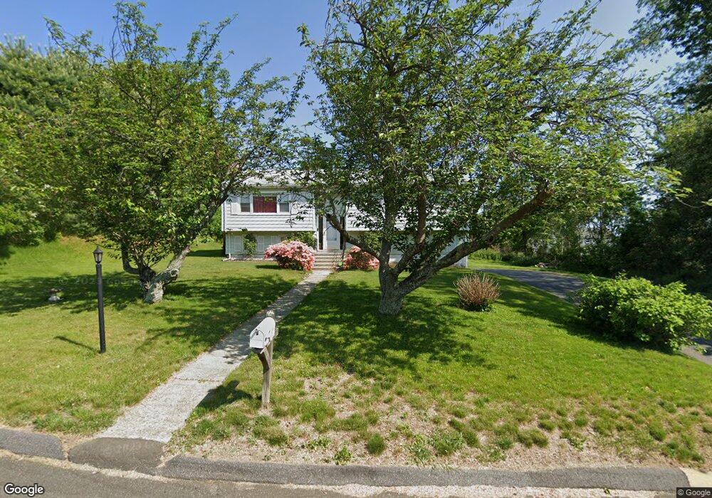 36 Maple St, Trumbull, CT 06611 - photo 1