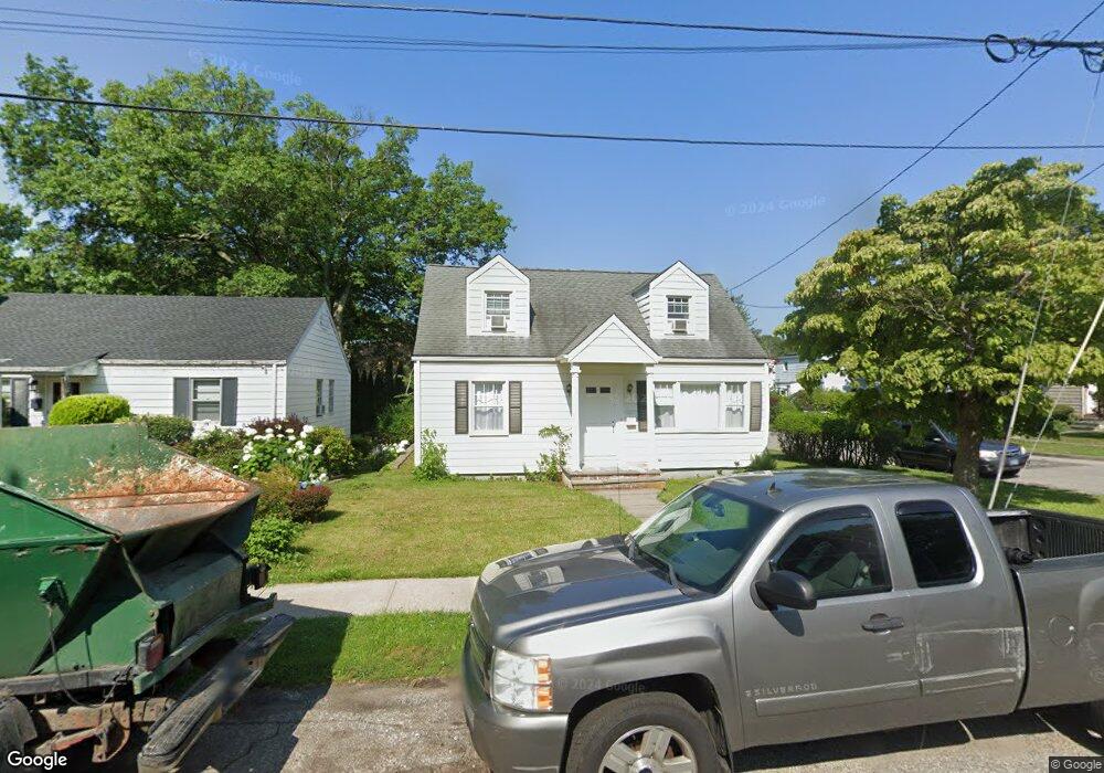 99 van Buskirk Ave, Stamford, CT 06902 - photo 1