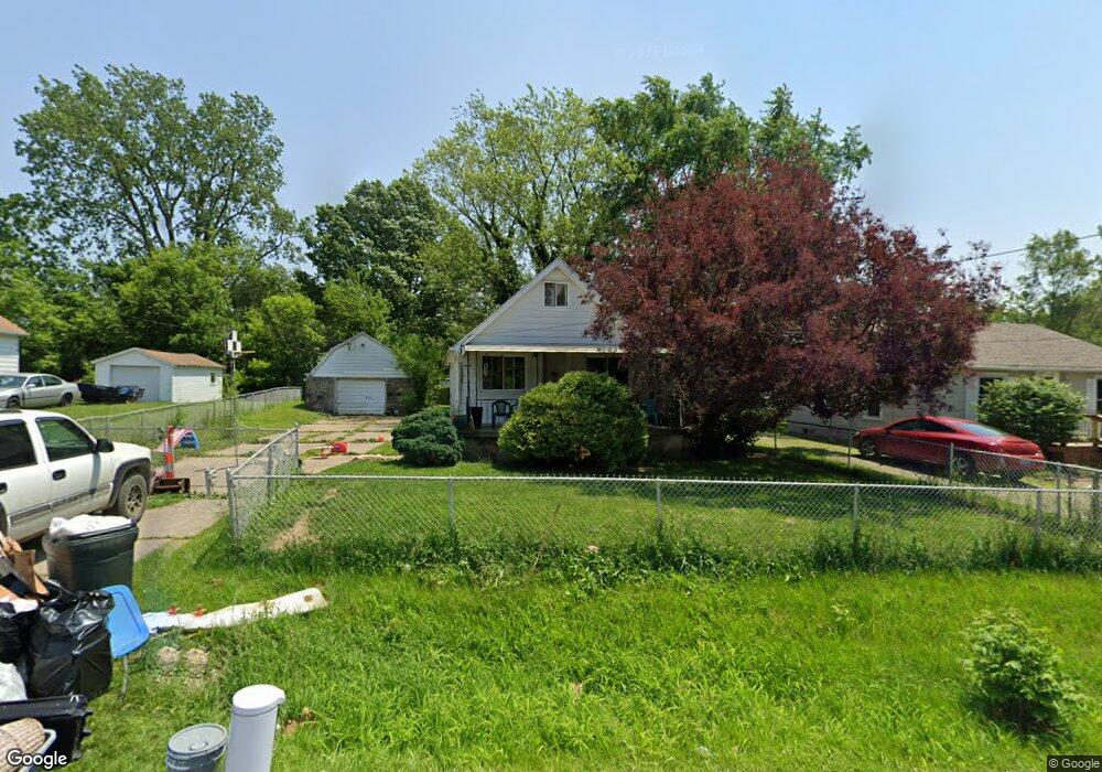 1444 Mitson Blvd, Flint, MI 48504 - photo 1