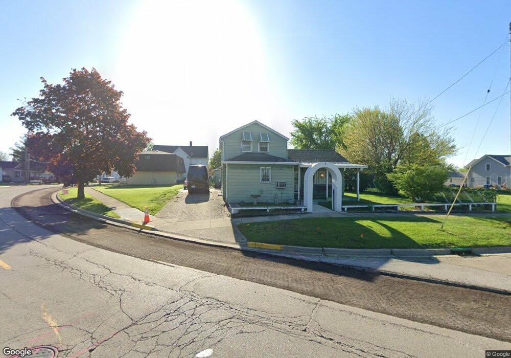 419 N Root St, Aurora, IL 60505 - photo 1