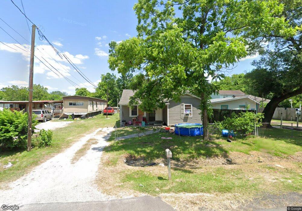 10910 Ell Rd, Houston, TX 77093 - photo 1