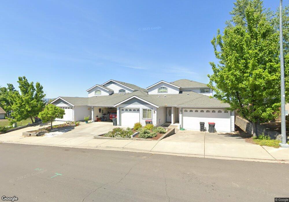 1507 Hollyhock Dr, Medford, OR 97504 - photo 1