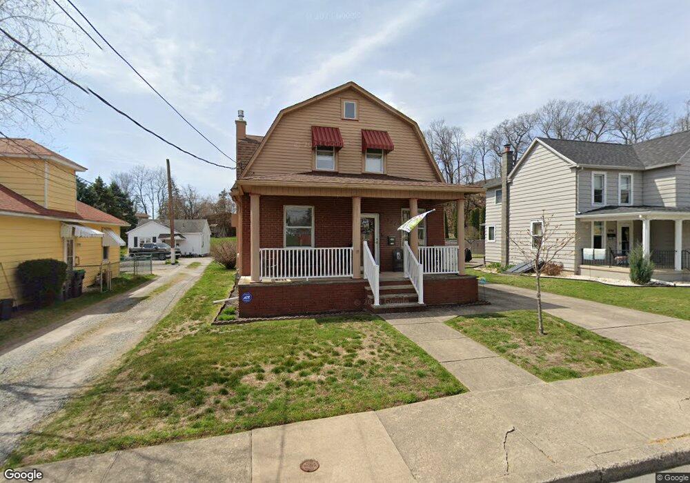574 W Sperling St, Wyoming, PA 18644 - photo 1