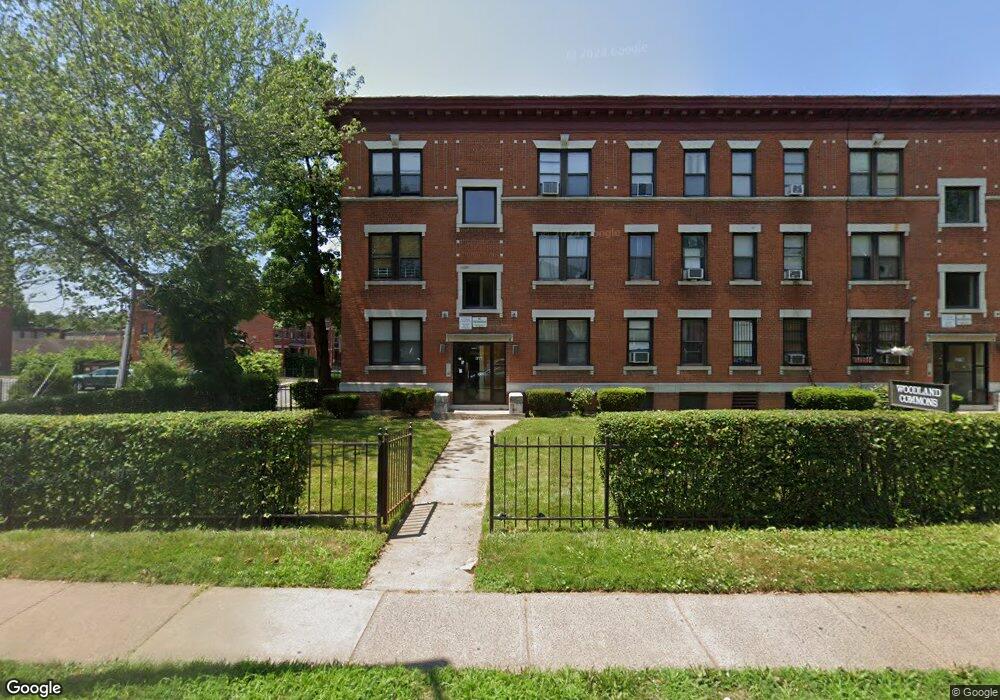 377 Woodland St unit A3, Hartford, CT 06112 - photo 1