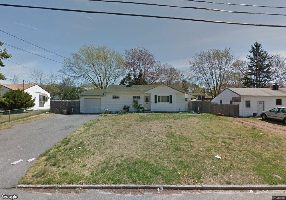 2811 Kane Ave, Medford, NY 11763 - photo 1