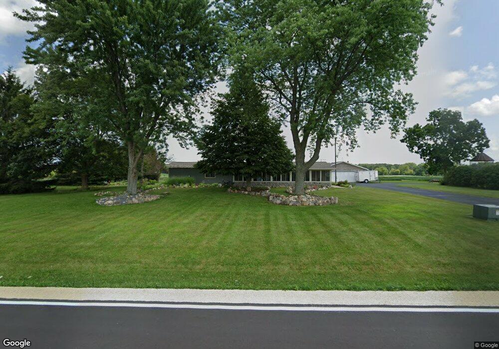 7520 Kettle Moraine Dr, West Bend, WI 53090 - photo 1