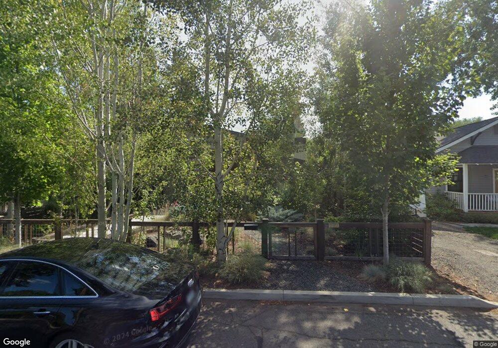 1160 NW Union St, Bend, OR 97701 - photo 1