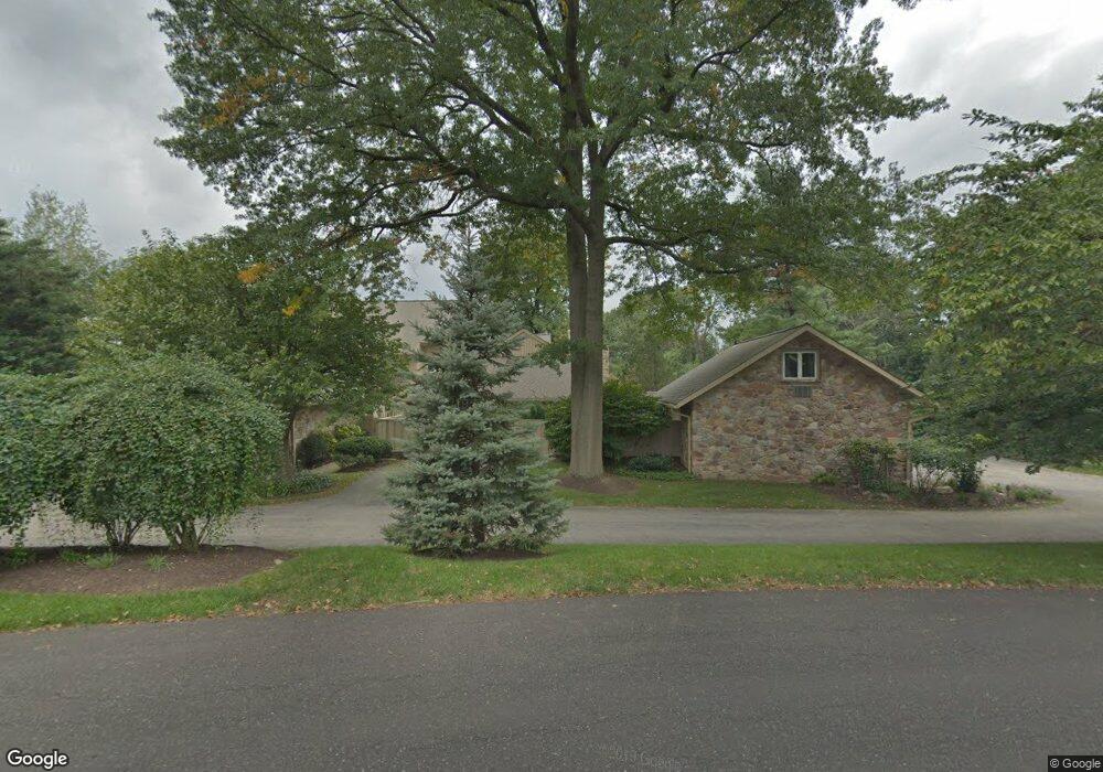 1282 Round Hill Rd, Bryn Mawr, PA 19010 - photo 1