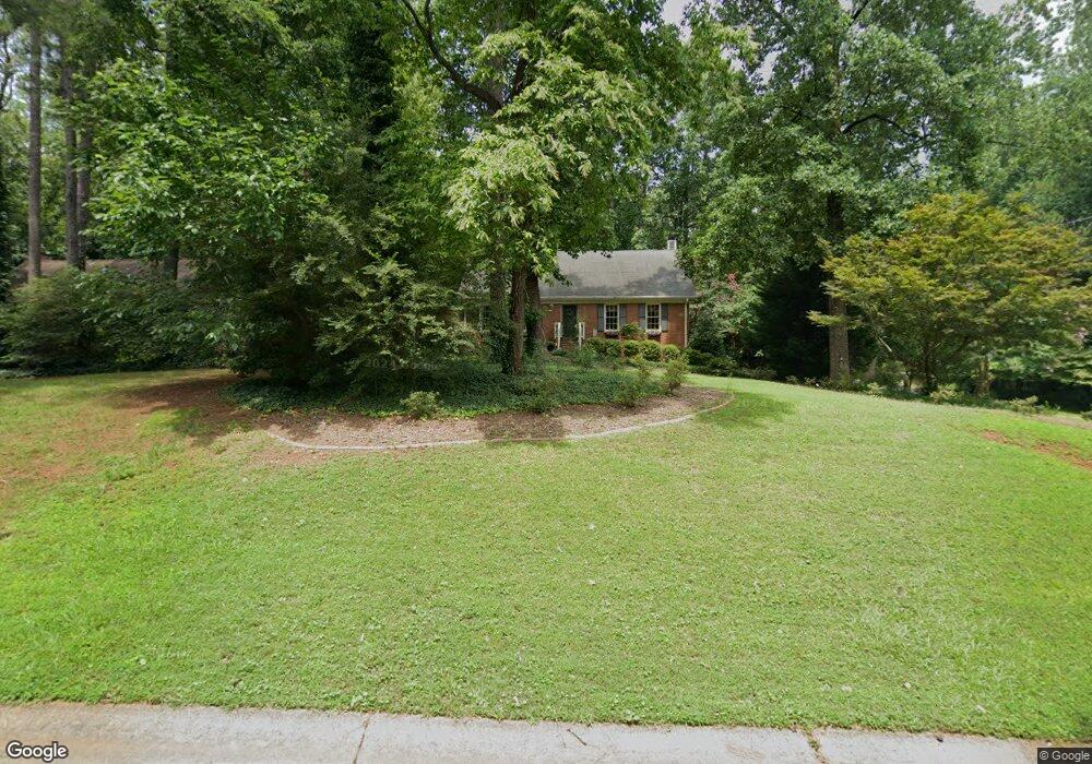 2147 Kinridge Rd, Marietta, GA 30062 - photo 1