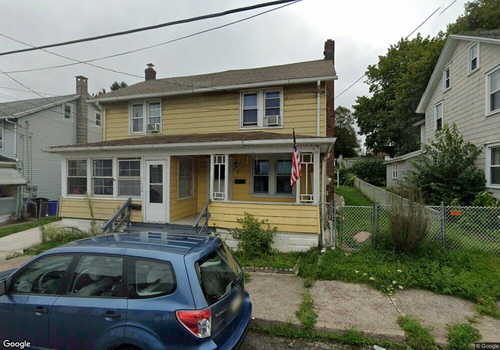 418 E Walnut St, Hazleton, PA 18201 - photo 1