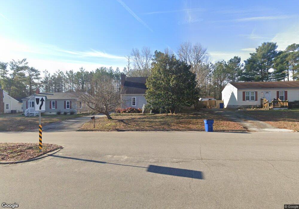 5631 Sara Kay Dr, North Chesterfield, VA 23237 - photo 1