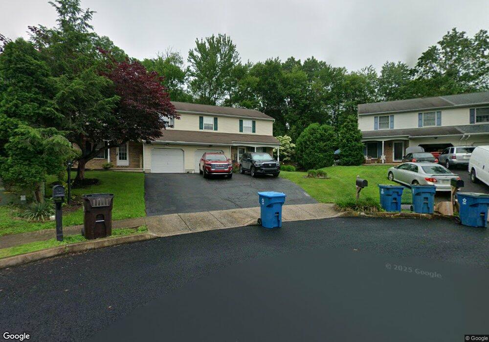 933 Pine Ct, Perkasie, PA 18944 - photo 1