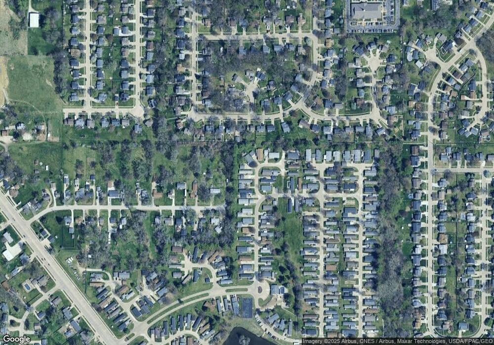 4020 Windsor Ct, Des Moines, IA 50320 - photo 1