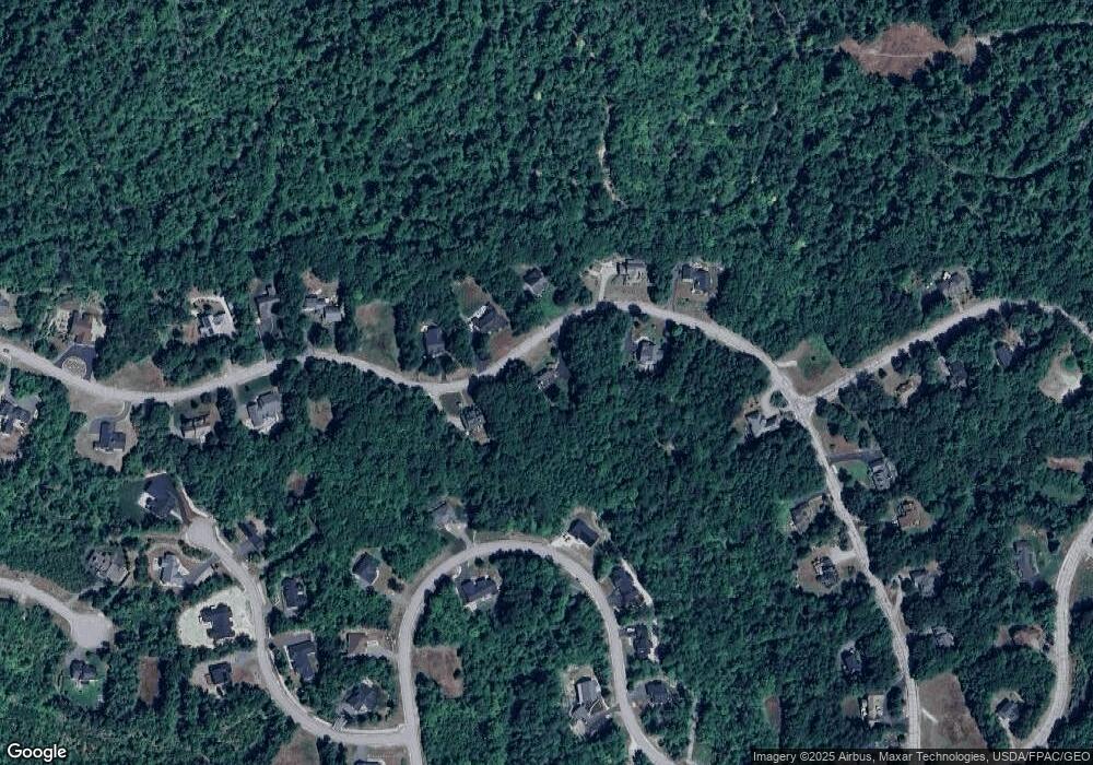 427 Grandview Rd, Conway, NH 03818 - photo 1