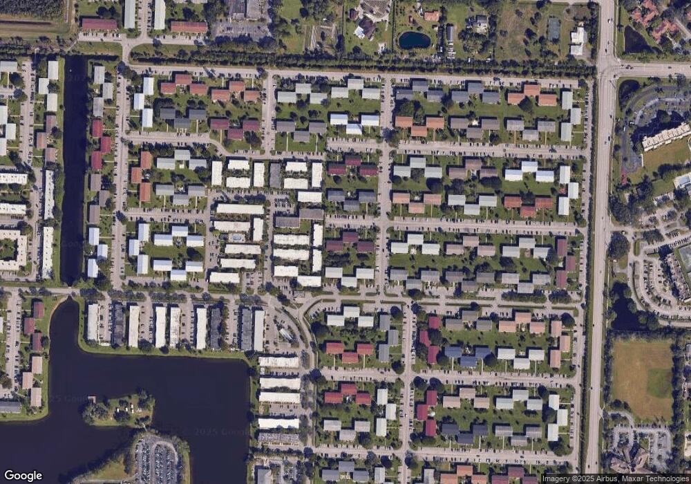 41 Coventry B unit 41, West Palm Beach, FL 33417 - photo 1