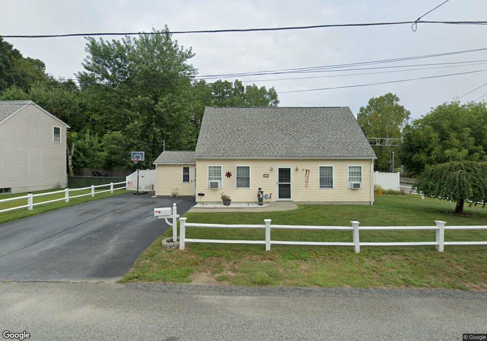 11 Roberta Ave, Woonsocket, RI 02895 - photo 1