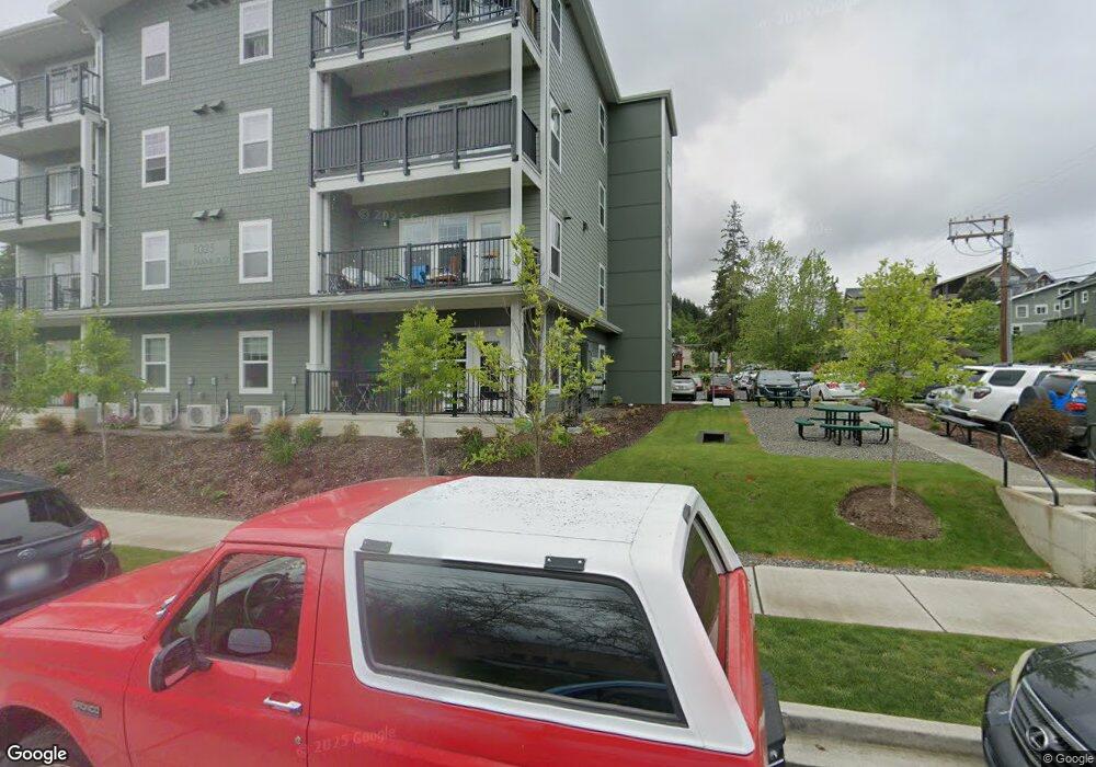 614 E Maple St, Bellingham, WA 98225 - photo 1