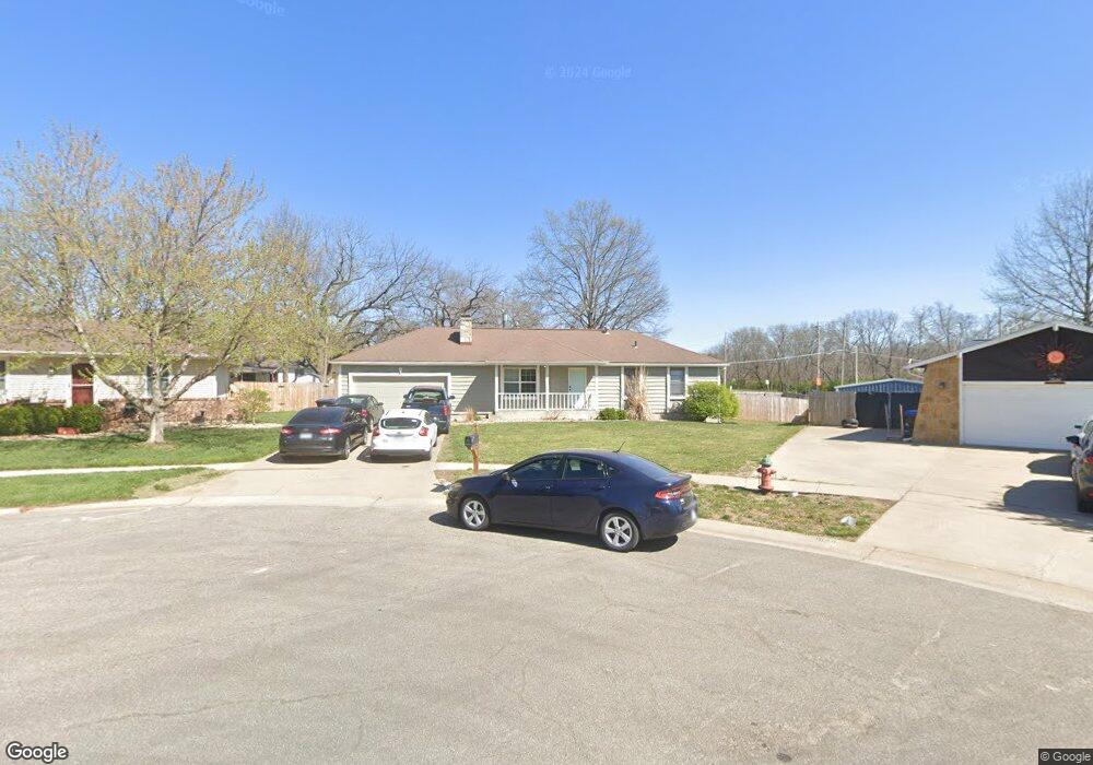 2840 SW Tutbury Town Ct, Topeka, KS 66614 - photo 1