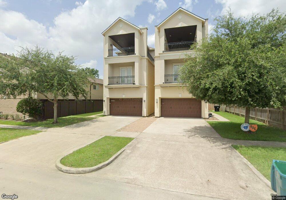 1727 Moritz Dr unit A, Houston, TX 77055 - photo 1